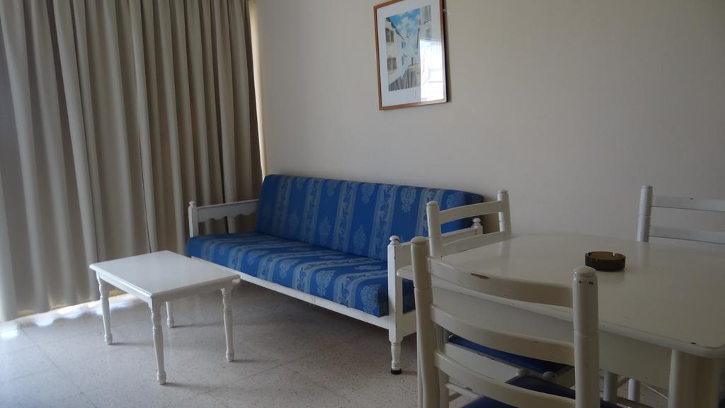Klashiana Hotel Apartments Oroklini Eksteriør bilde