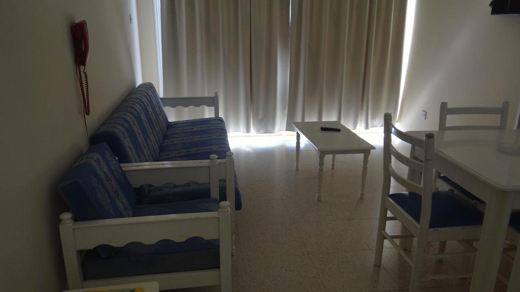 Klashiana Hotel Apartments Oroklini Eksteriør bilde